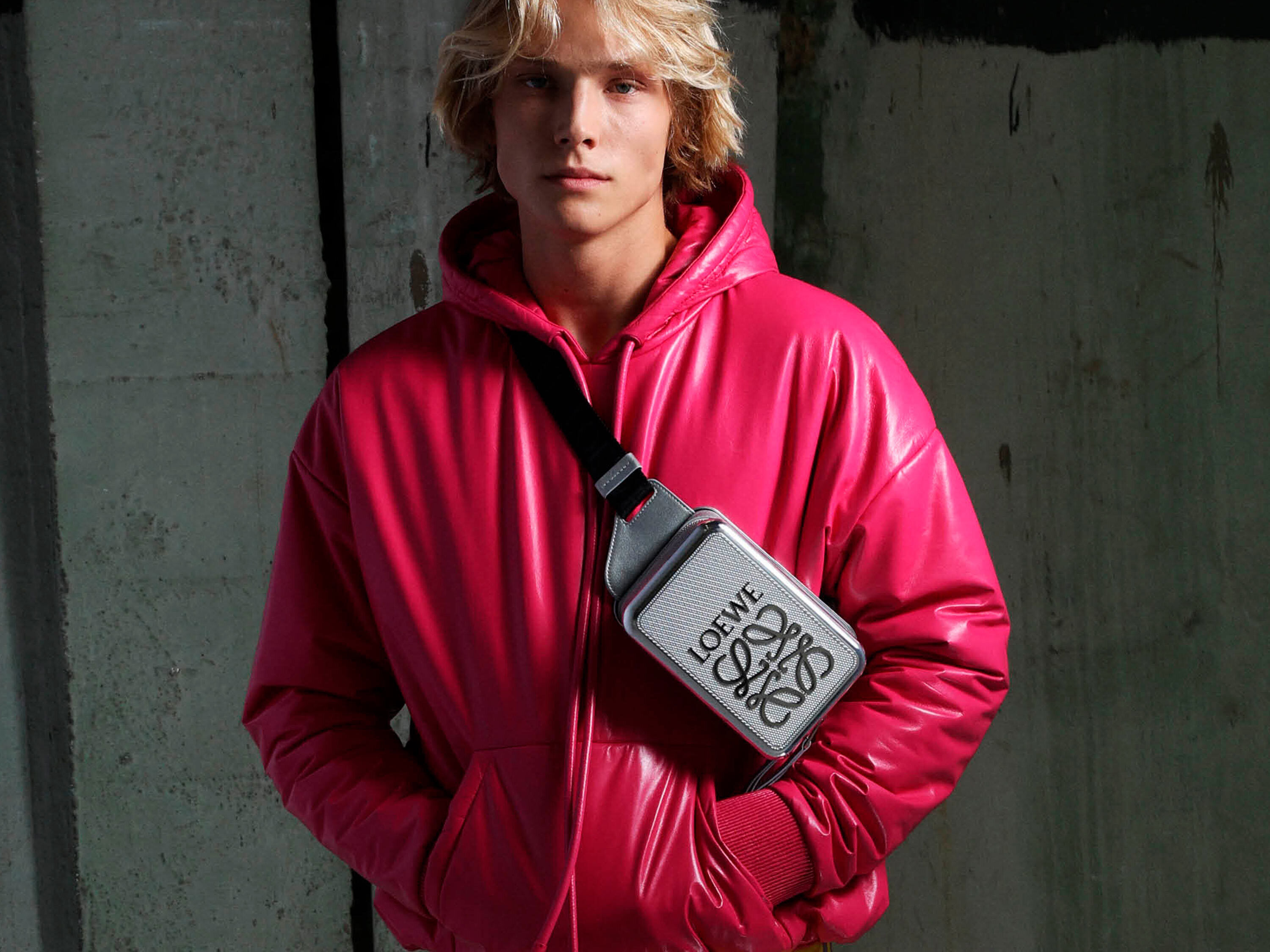 Runway · Spring Summer 2023 men's collection · LOEWE